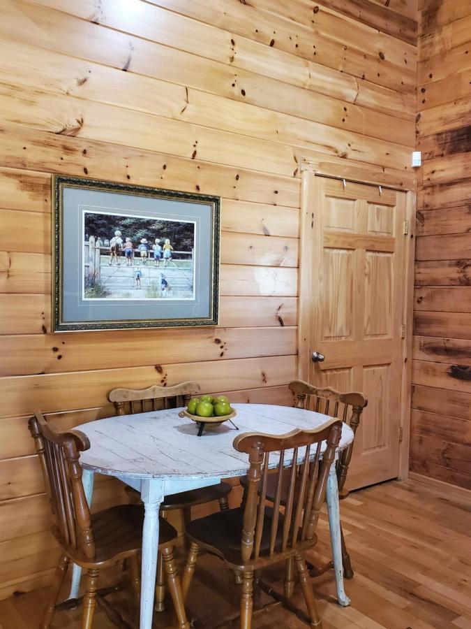 New River Trail Cabins Galax Экстерьер фото