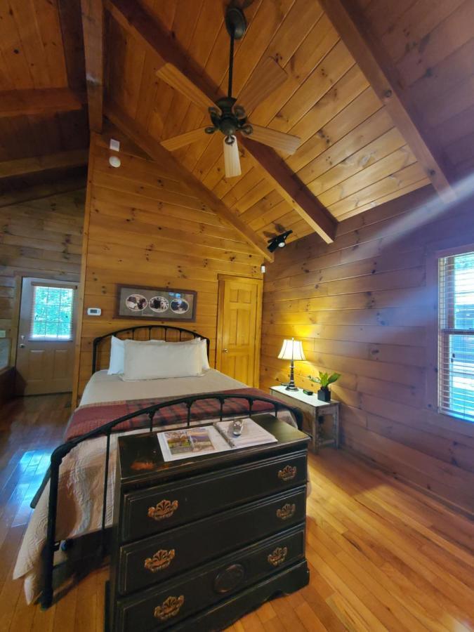 New River Trail Cabins Galax Экстерьер фото