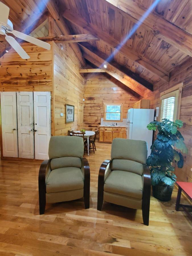 New River Trail Cabins Galax Экстерьер фото
