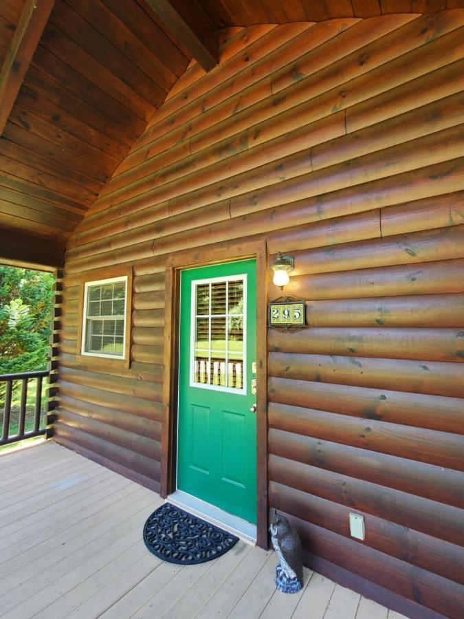 New River Trail Cabins Galax Экстерьер фото