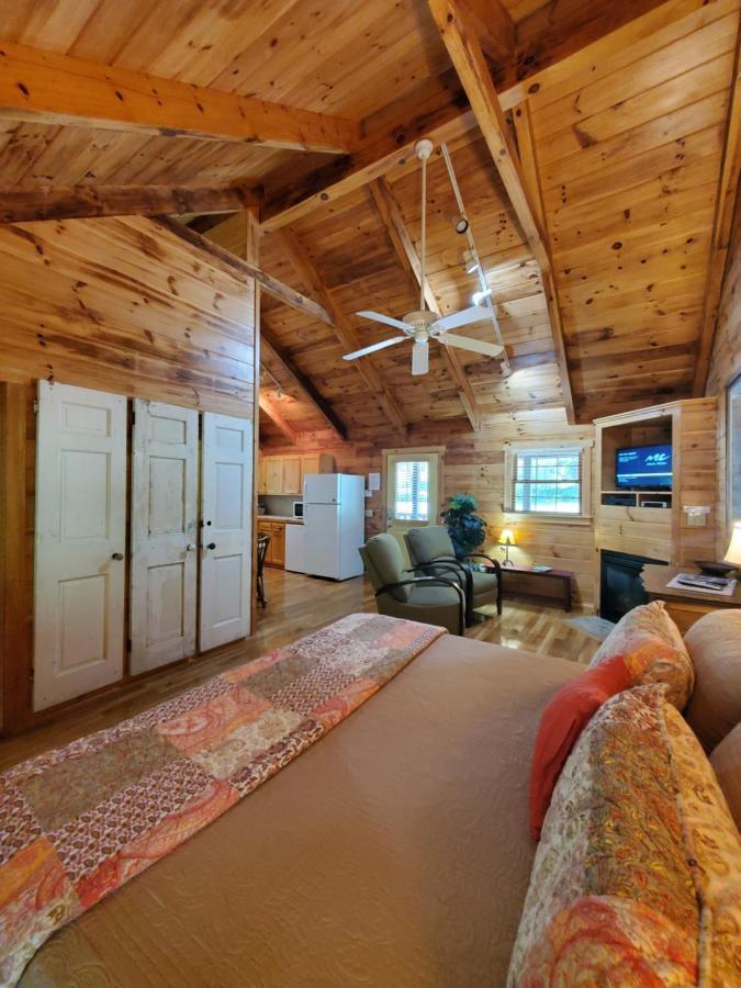 New River Trail Cabins Galax Экстерьер фото