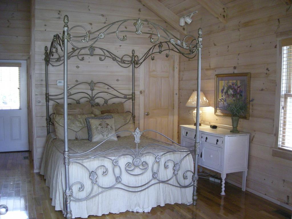 New River Trail Cabins Galax Номер фото